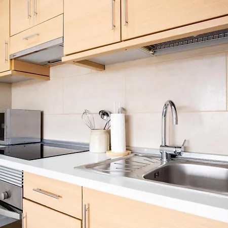 Home2book Terrace & Pool Retreat, Americas Apartment *